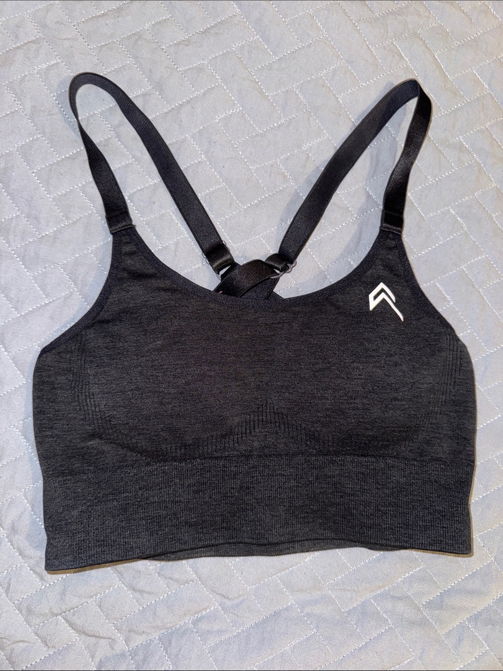 Oner Active Black Seamless Sports Bra with Crisscross Straps